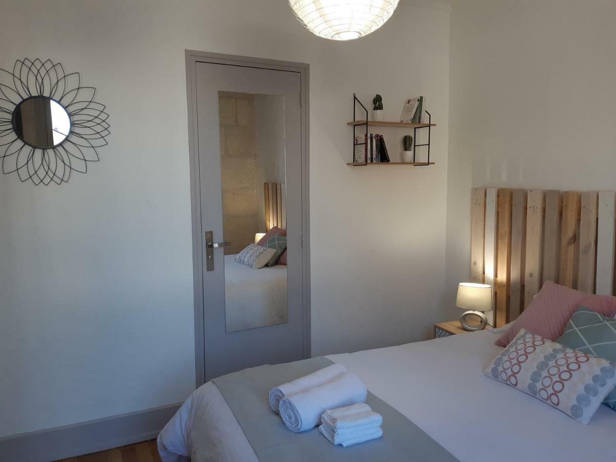Joli T2 proche gare, hyper-centre et marais, 1 à 2 personnes, WIFI Bourges Exterior foto